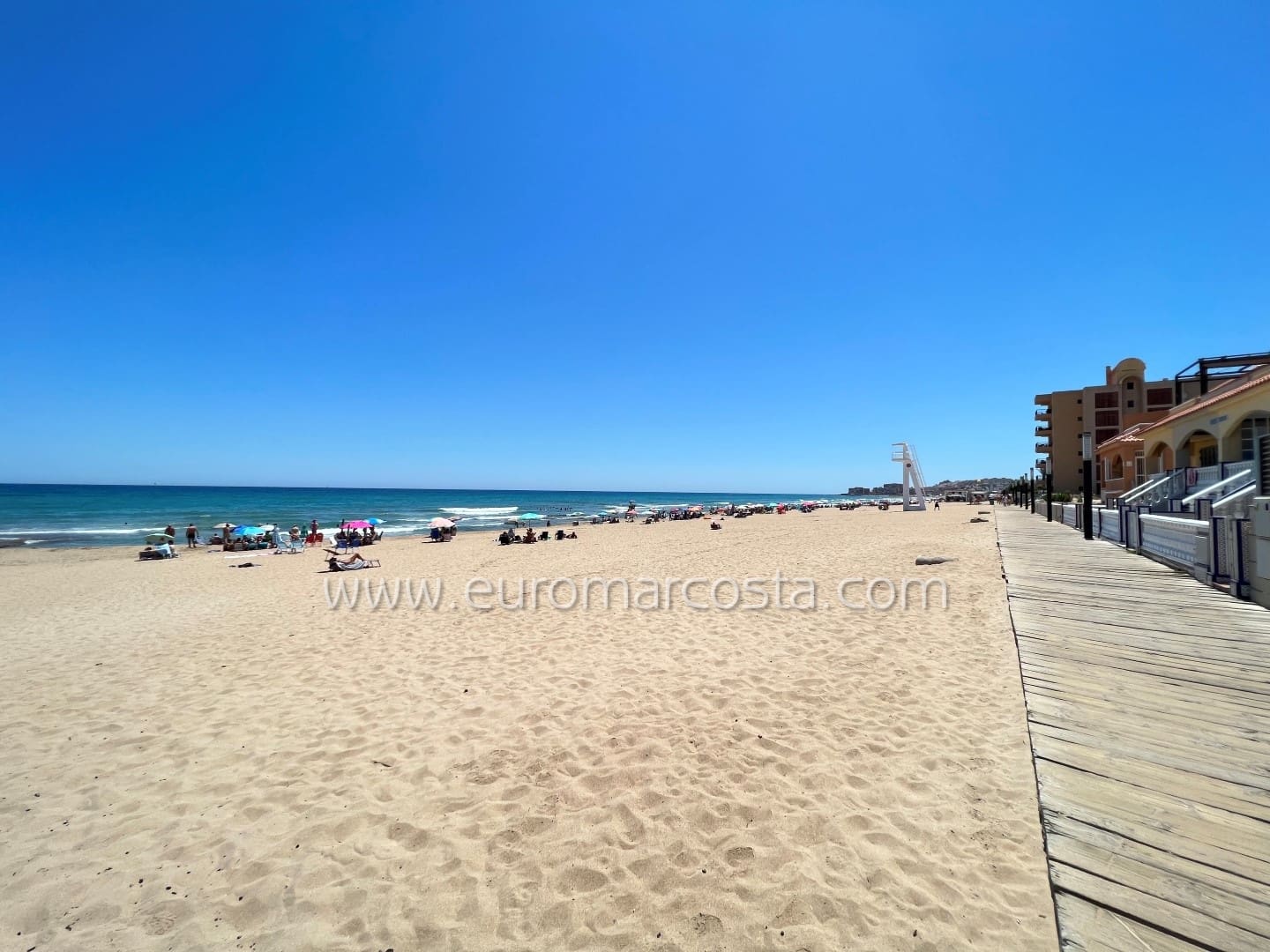 Estúdio para venda em La Mata com piscina garagem - 132 000 € (Ref: 9770967)