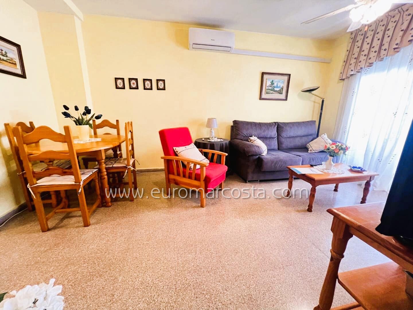 Apartamento de 2 habitaciones en Guardamar del Segura en venta - 179.000 € (Ref: 9783435)