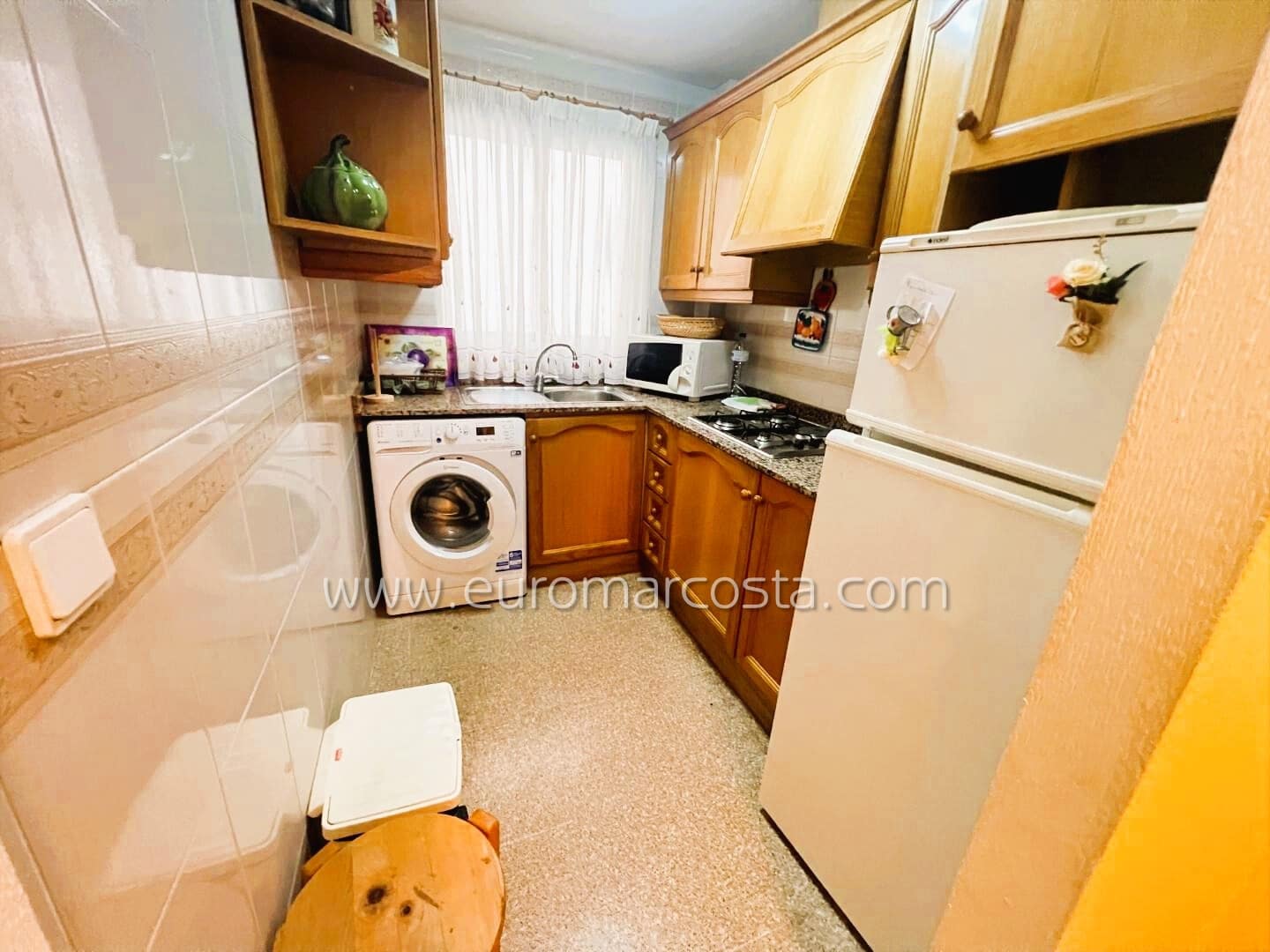 Apartamento de 2 habitaciones en Guardamar del Segura en venta - 179.000 € (Ref: 9783435)