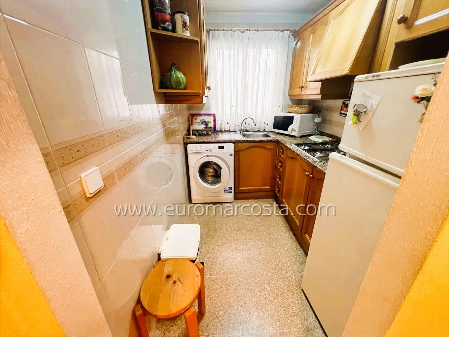 Apartamento de 2 habitaciones en Guardamar del Segura en venta - 179.000 € (Ref: 9783435)