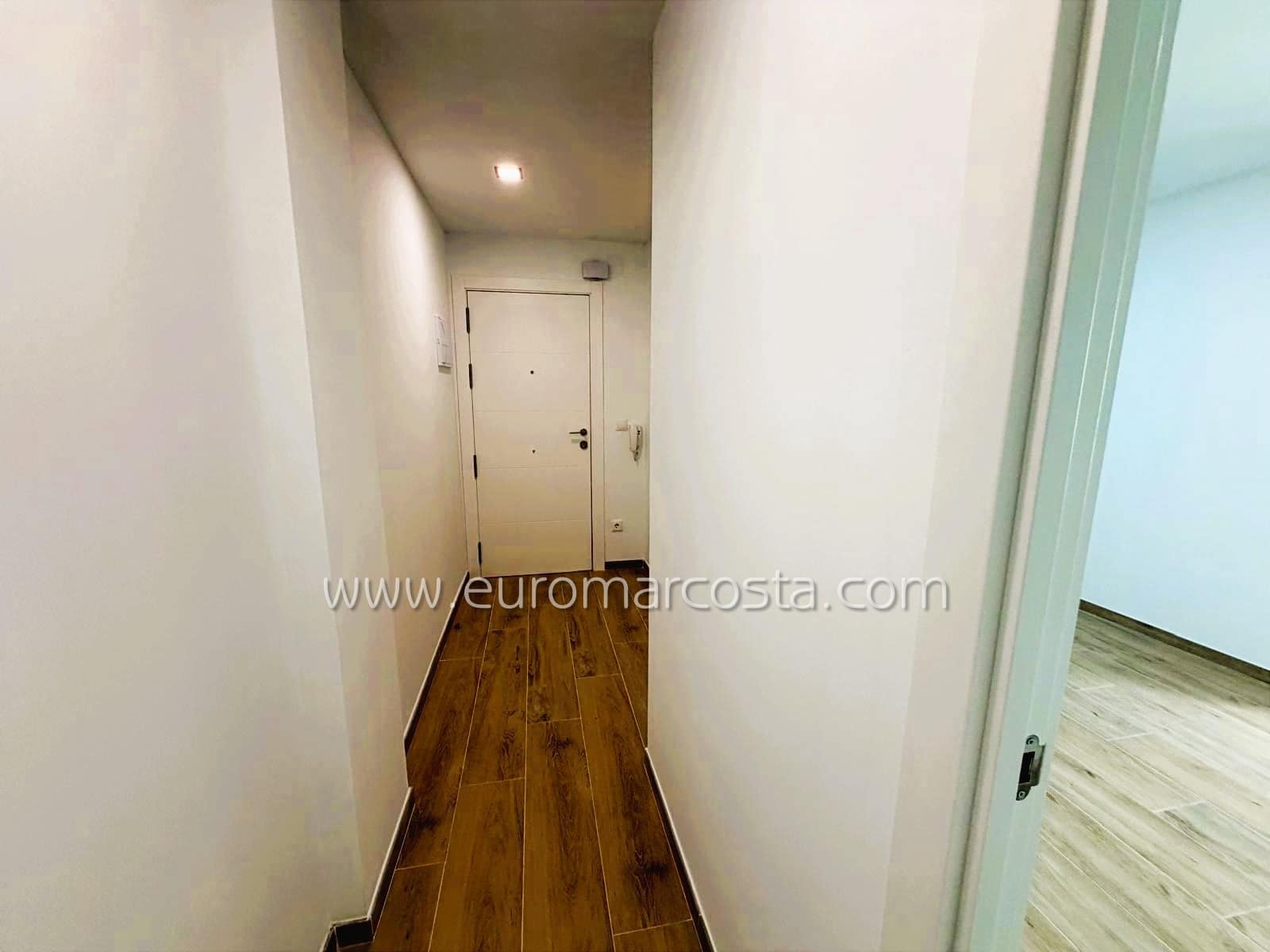 3 makuuhuone Huoneisto myytävänä paikassa La Mata mukana 
autotalli - 240 000 € (Ref: 9795502)