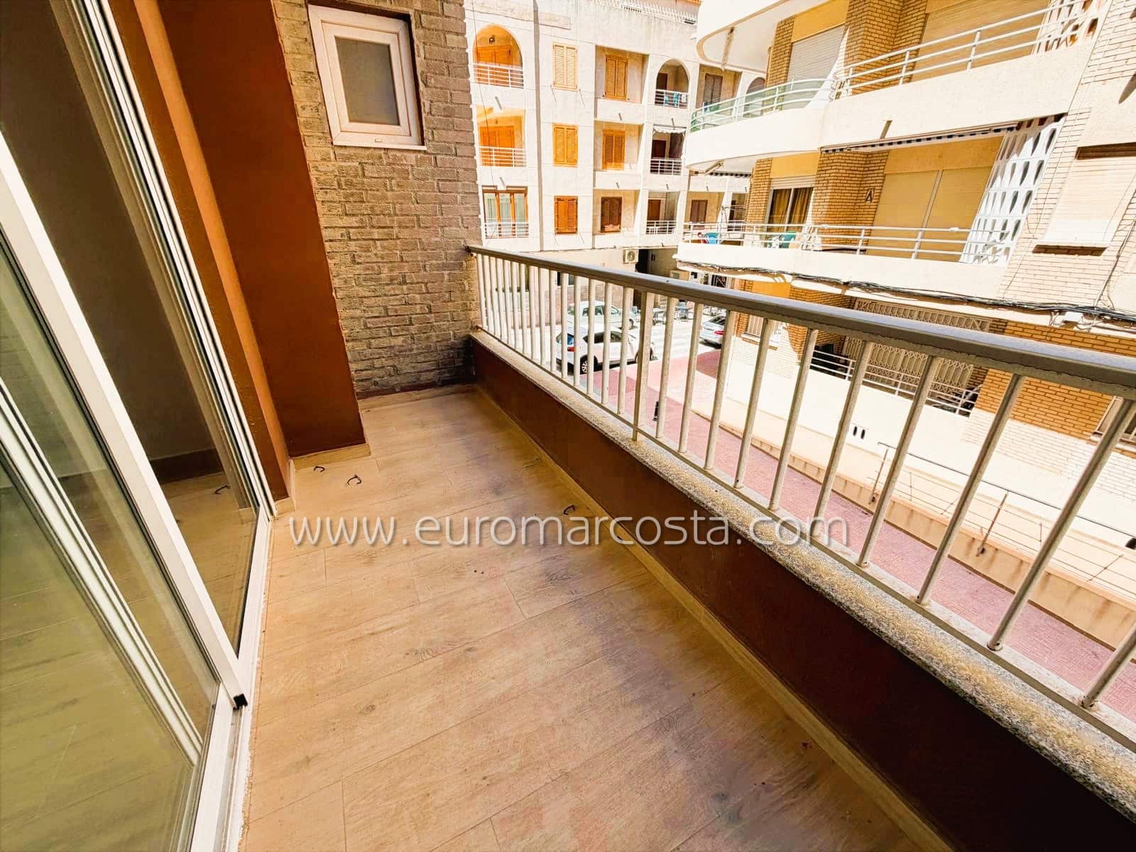 3 makuuhuone Huoneisto myytävänä paikassa La Mata mukana 
autotalli - 240 000 € (Ref: 9795502)