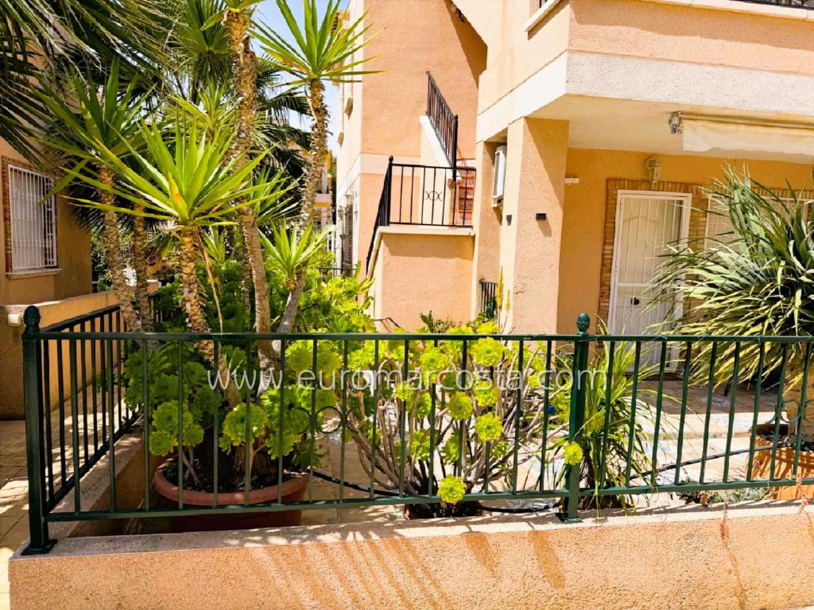 2 camera da letto Villetta a Schiera in vendita in Algorfa con piscina garage - 179.000 € (Rif: 9814707)