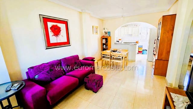 3 chambre Villa/Maison Mitoyenne à vendre à Guardamar del Segura avec piscine - 210 000 € (Ref: 9832301)