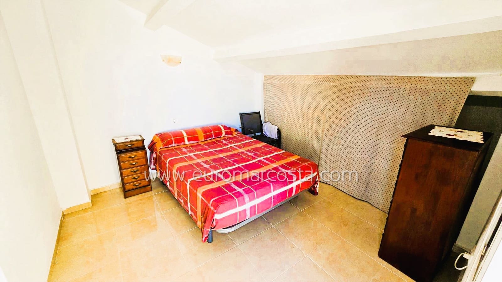 3 chambre Villa/Maison Mitoyenne à vendre à Guardamar del Segura avec piscine - 210 000 € (Ref: 9832301)