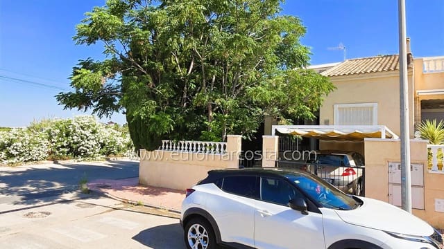 3 chambre Villa/Maison Mitoyenne à vendre à Guardamar del Segura avec piscine - 210 000 € (Ref: 9832301)