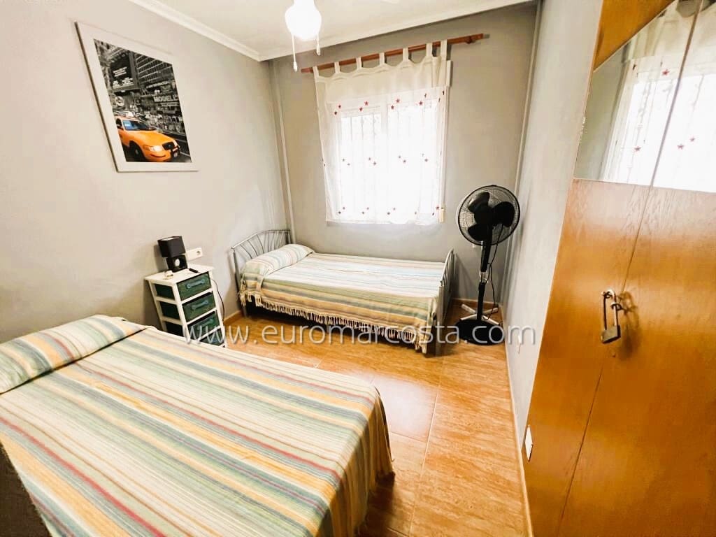 3 quarto Moradia para venda em Guardamar del Segura com piscina garagem - 247 800 € (Ref: 9832302)