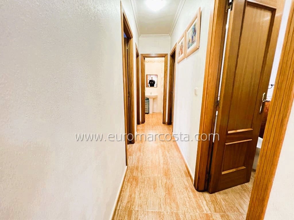 3 Zimmer Villa zu verkaufen in Guardamar del Segura mit Pool Garage - 247.800 € (Ref: 9832302)
