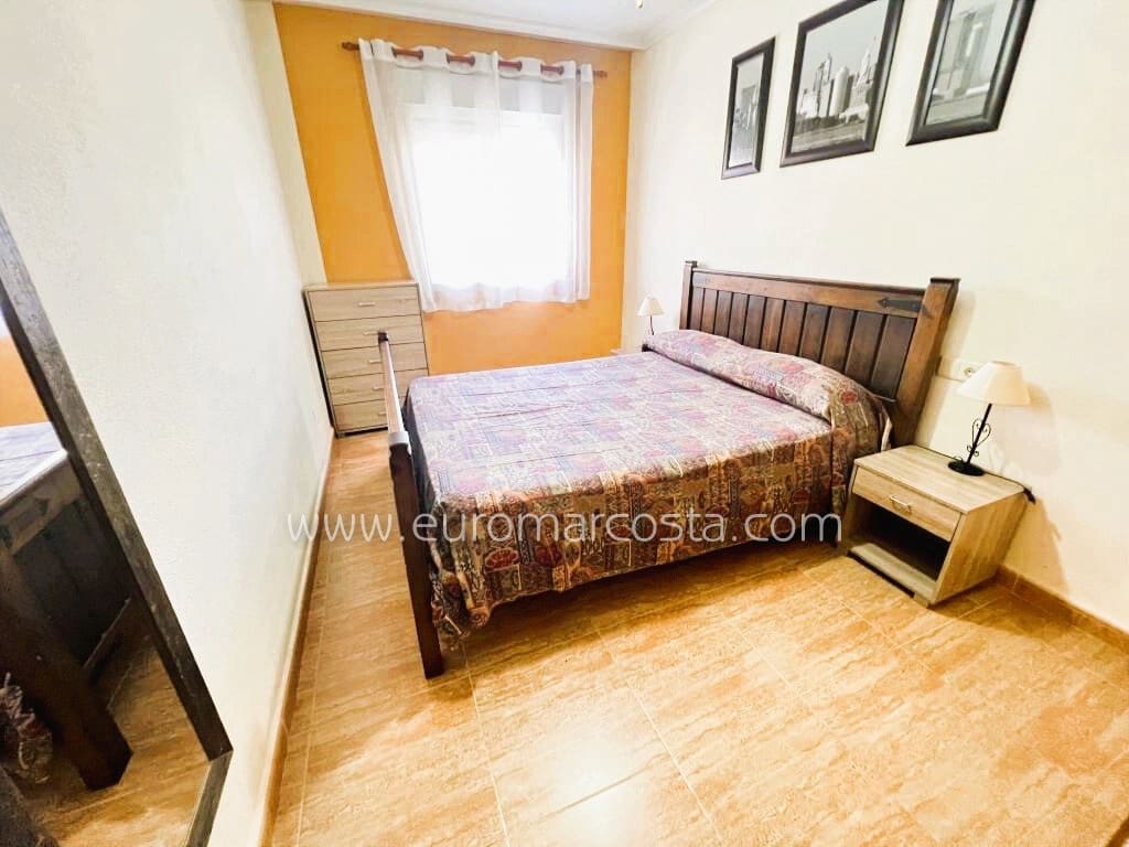 3 Zimmer Villa zu verkaufen in Guardamar del Segura mit Pool Garage - 247.800 € (Ref: 9832302)