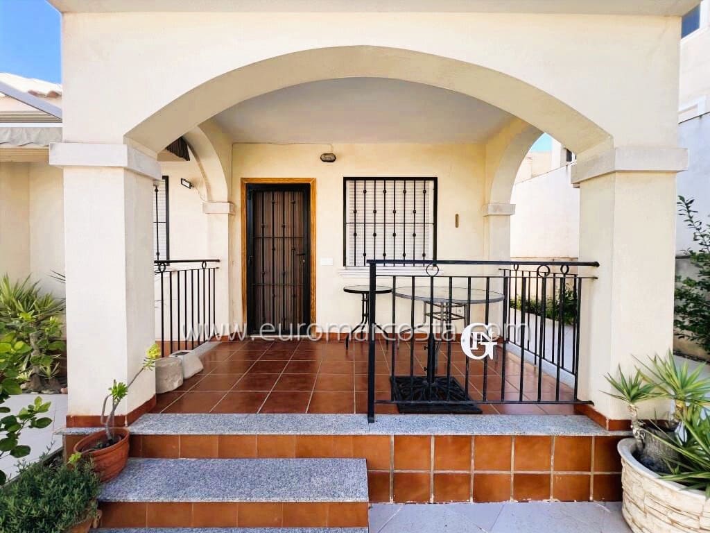 3 Zimmer Villa zu verkaufen in Guardamar del Segura mit Pool Garage - 247.800 € (Ref: 9832302)