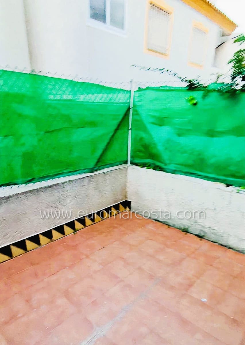 2 bedroom Bungalow for sale in Guardamar del Segura with pool garage - € 163,000 (Ref: 9832871)