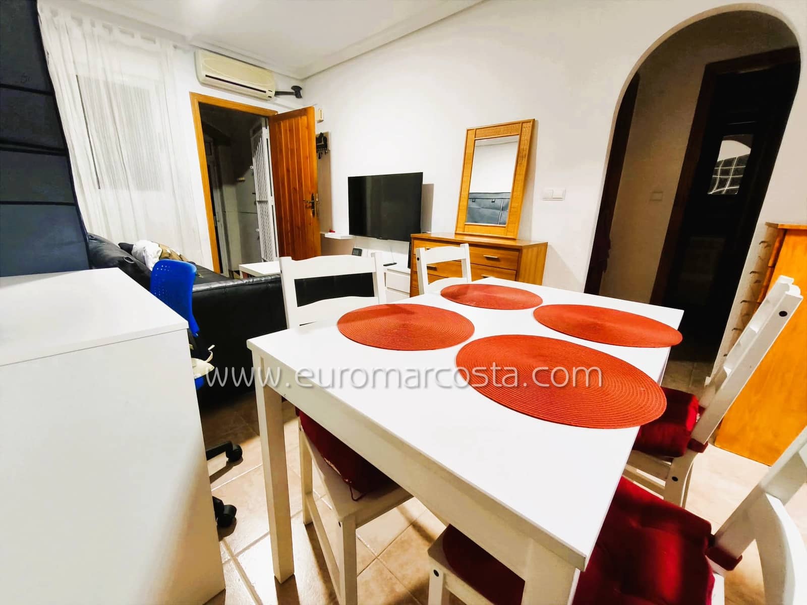 2 bedroom Bungalow for sale in Guardamar del Segura with pool garage - € 163,000 (Ref: 9832871)