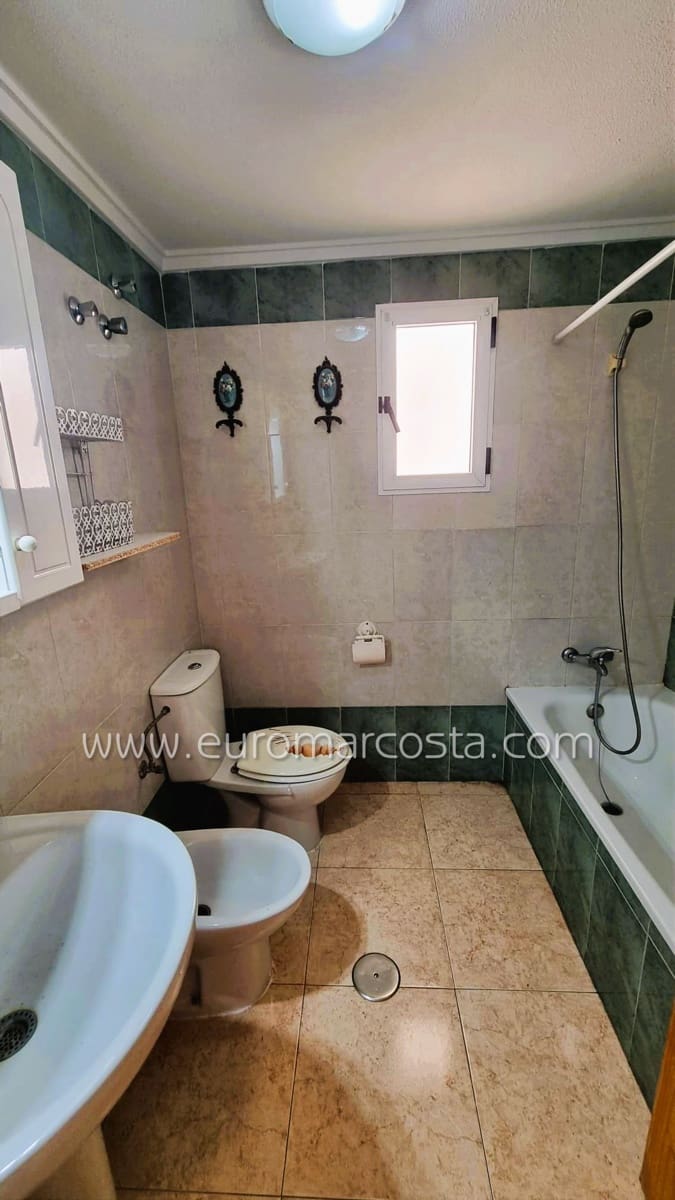 2 camera da letto Appartamento in vendita in Torrevieja con piscina - 121.000 € (Rif: 9833016)