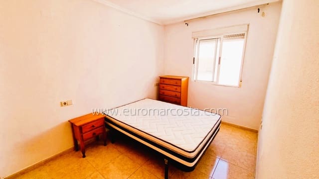 2 soveværelse Lejlighed til salg i Torrevieja med swimmingpool - € 121.000 (Ref: 9833016)