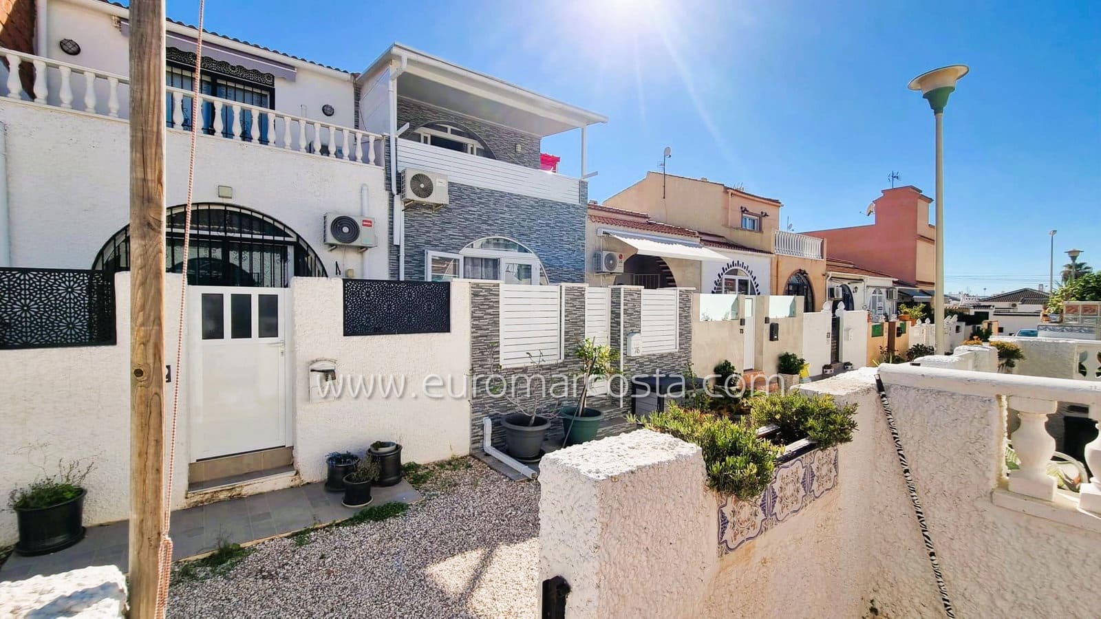 1 bedroom Terraced Villa for sale in Torrevieja - € 97,000 (Ref: 9839949)