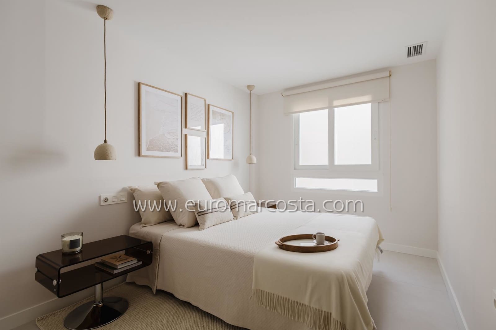 Apartamento de 3 habitaciones en Torrevieja en venta con piscina - 329.000 € (Ref: 9844382)