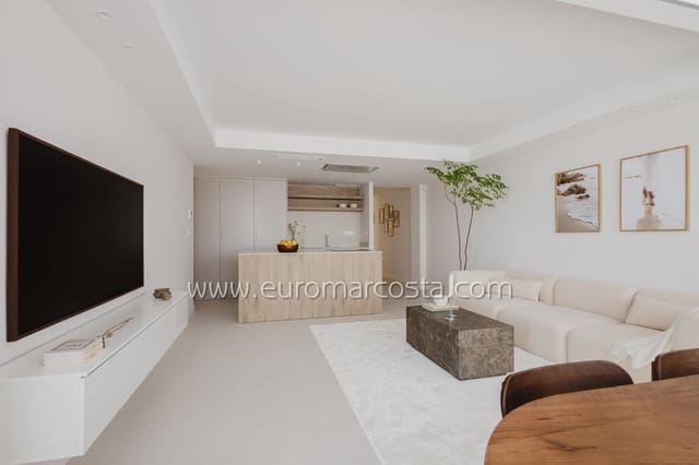 Apartamento de 3 habitaciones en Torrevieja en venta con piscina - 329.000 € (Ref: 9844382)