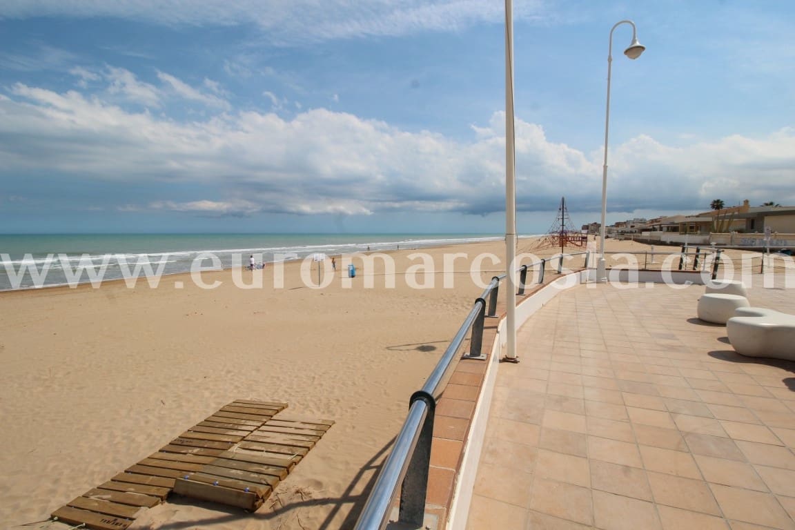 2 Zimmer Apartment zu verkaufen in Guardamar del Segura mit Garage - 169.000 € (Ref: 9847845)