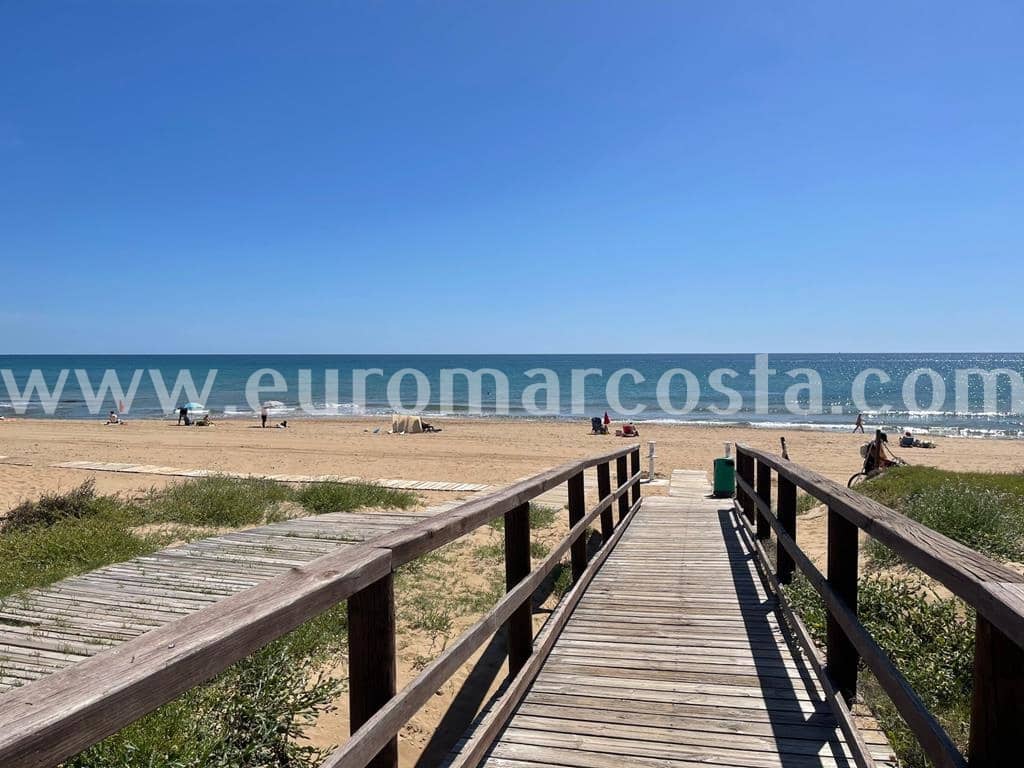 2 Zimmer Apartment zu verkaufen in Guardamar del Segura mit Garage - 169.000 € (Ref: 9847845)
