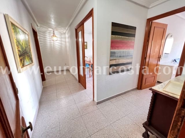 2 slaapkamer Appartement te koop in Guardamar del Segura met garage - € 169.000 (Ref: 9847845)