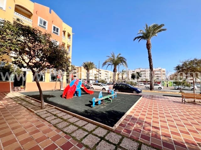 2 slaapkamer Appartement te koop in Guardamar del Segura met garage - € 169.000 (Ref: 9847845)
