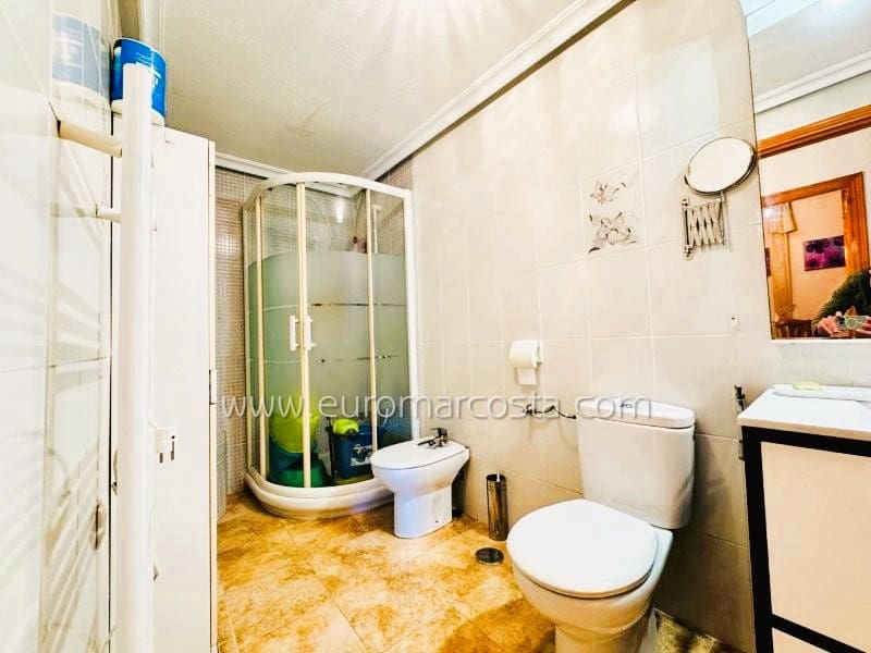 Apartamento de 2 habitaciones en La Mata en venta - 149.000 € (Ref: 9848112)