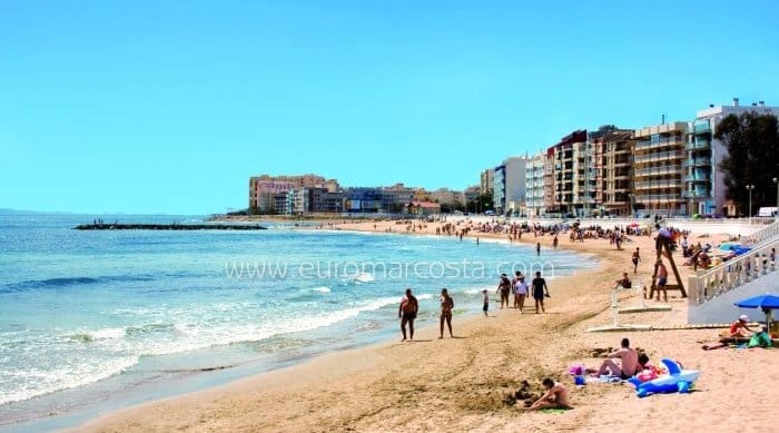 2 Zimmer Apartment zu verkaufen in Torrevieja - 138.500 € (Ref: 9848216)