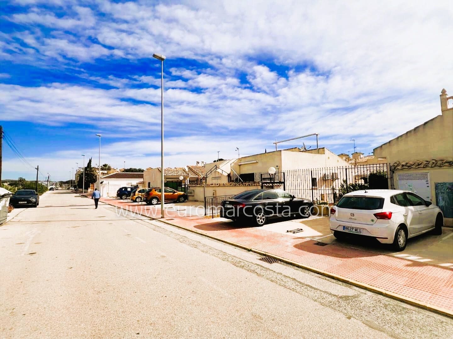 3 bedroom Villa for sale in Guardamar del Segura with pool garage - € 223,490 (Ref: 9856174)