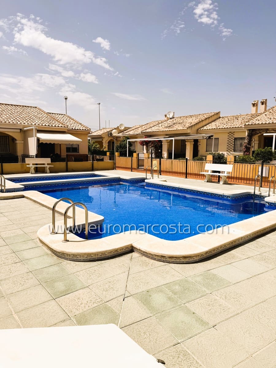 3 bedroom Villa for sale in Guardamar del Segura with pool garage - € 223,490 (Ref: 9856174)