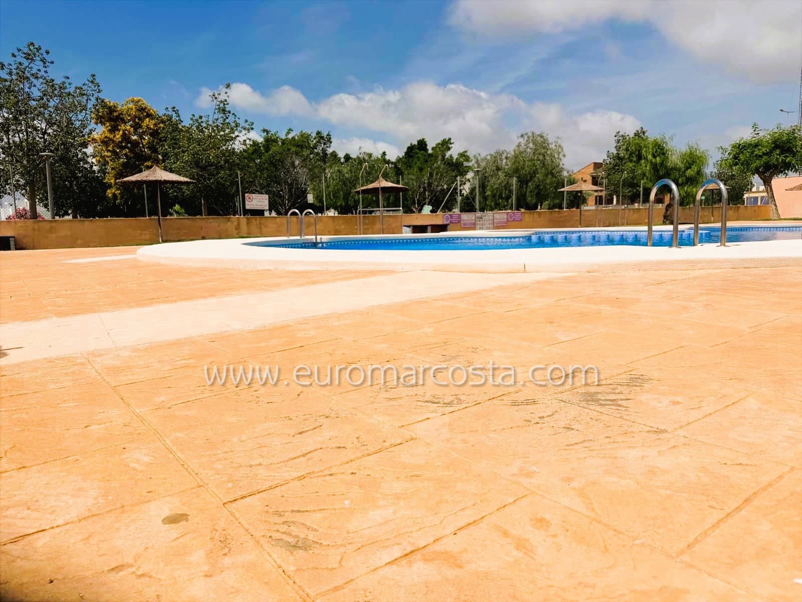 3 bedroom Bungalow for sale in Los Montesinos with garage - € 189,900 (Ref: 9889429)