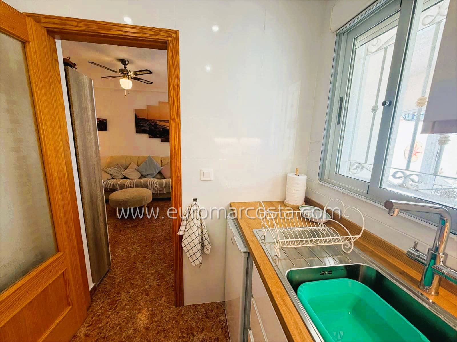 3 bedroom Bungalow for sale in Los Montesinos with garage - € 189,900 (Ref: 9889429)