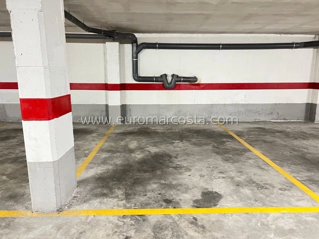 Garage te koop in Zona Pueblo, Guardamar del Segura - € 15.500 (Ref: 9891158)