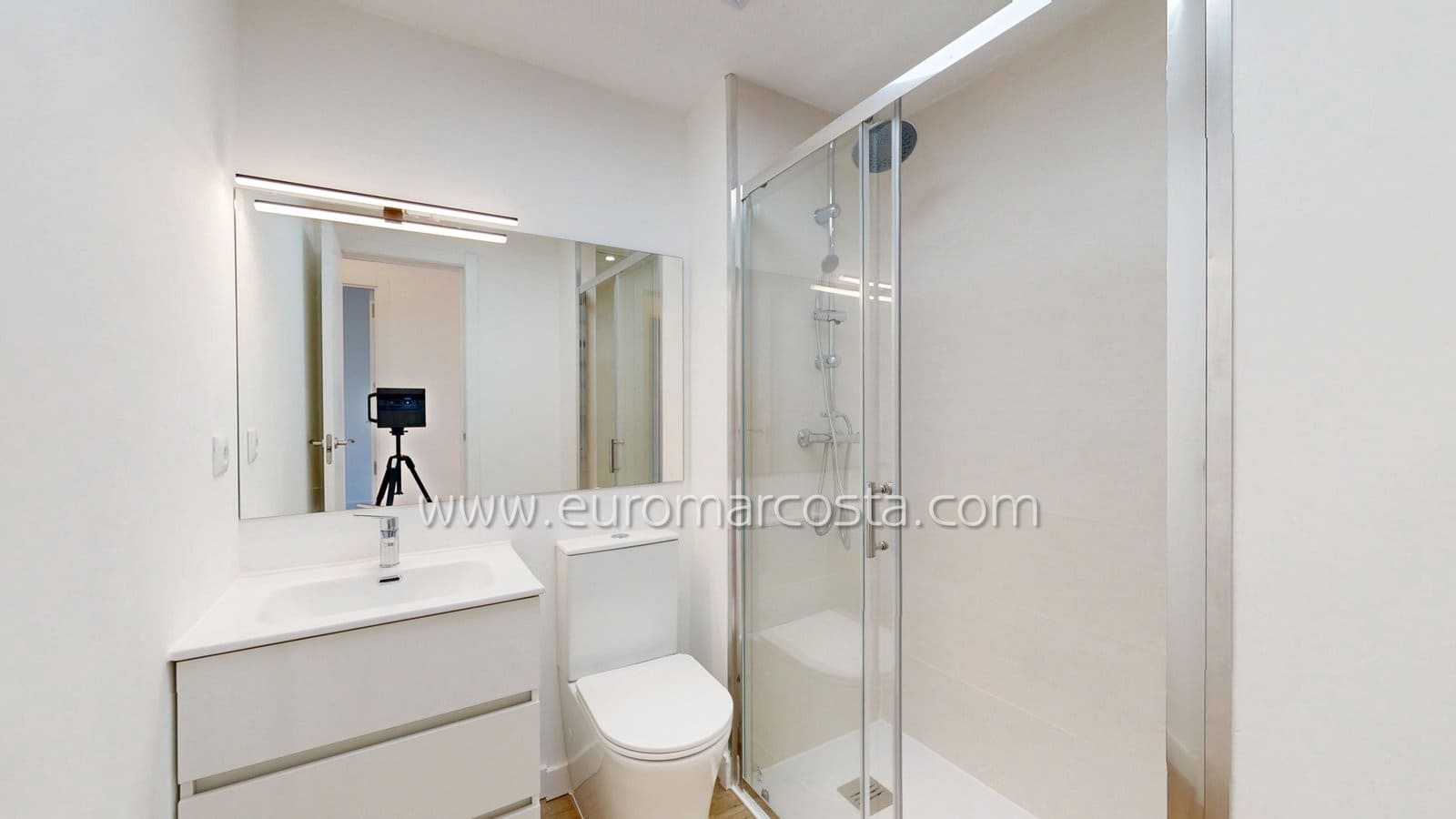 Bungalow de 2 habitaciones en Orihuela Costa en venta - 199.000 € (Ref: 9893214)