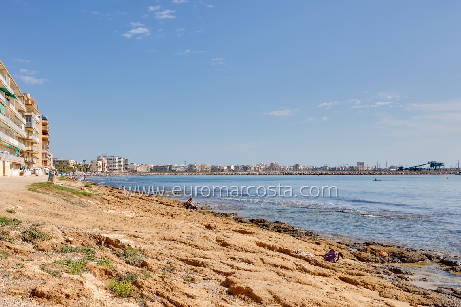2 sypialnia Bungalow na sprzedaż w Torrevieja z basenem - 129 990 € (Ref: 9898399)