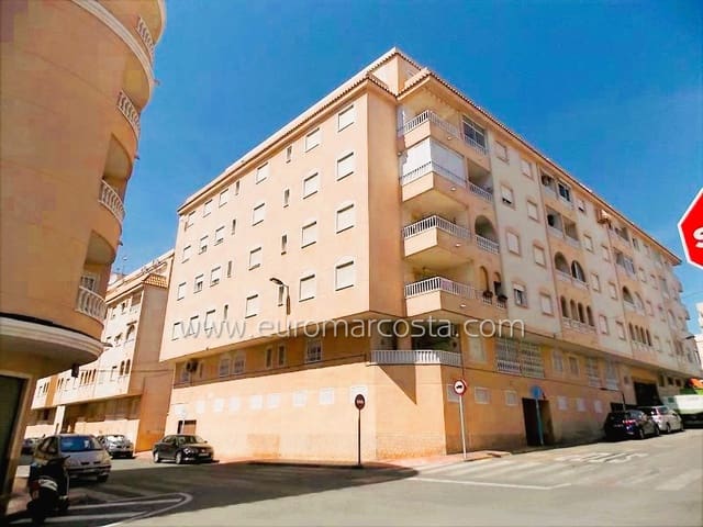 Apartamento de 1 habitación en Torrevieja en venta con piscina - 108.000 € (Ref: 9938995)