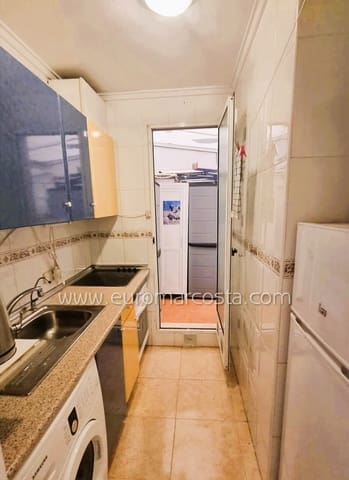 Apartamento de 1 habitación en Torrevieja en venta con piscina - 108.000 € (Ref: 9938995)