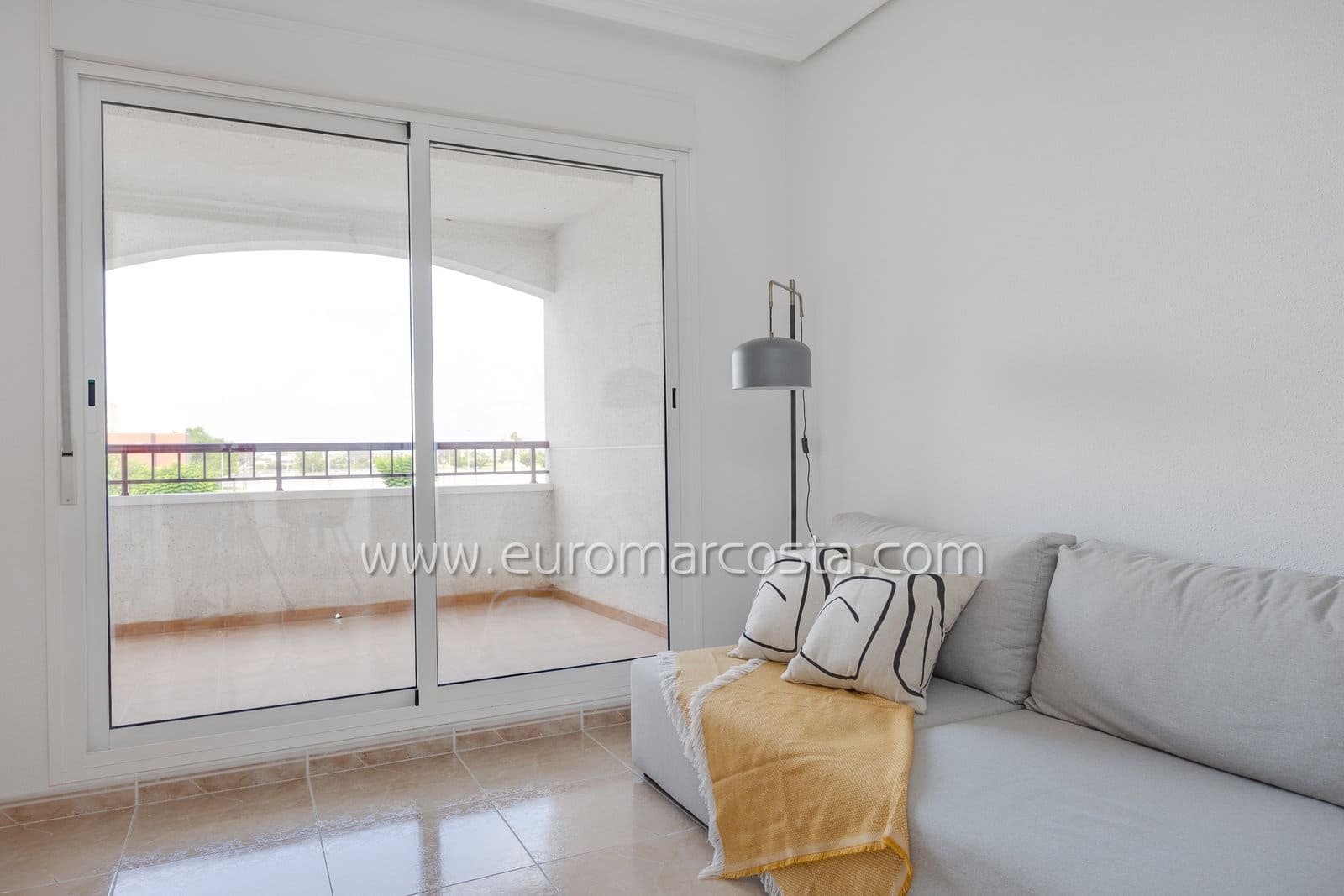 2 sypialnia Apartament na sprzedaż w San Fulgencio z basenem - 148 000 € (Ref: 9950335)