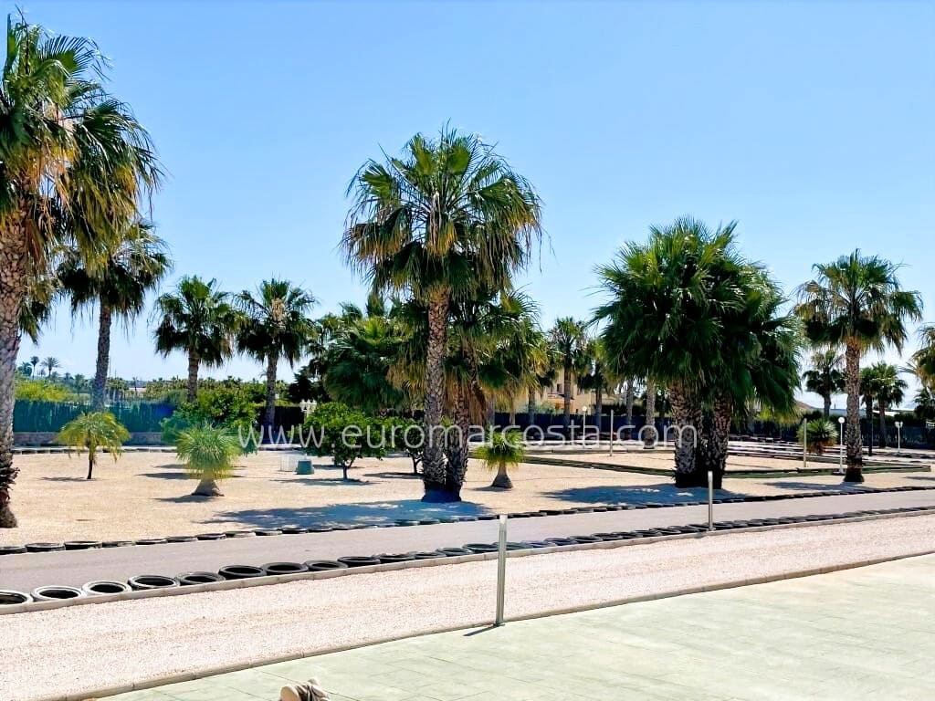 6 slaapkamer Finca/Landhuis te koop in Las Bayas met zwembad garage - € 1.350.000 (Ref: 9968909)