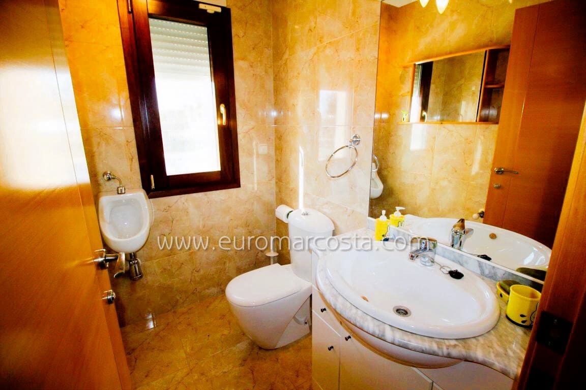 6 sypialnia Finka/Dom wiejski na sprzedaż w Las Bayas z basenem garażem - 1 350 000 € (Ref: 9968909)