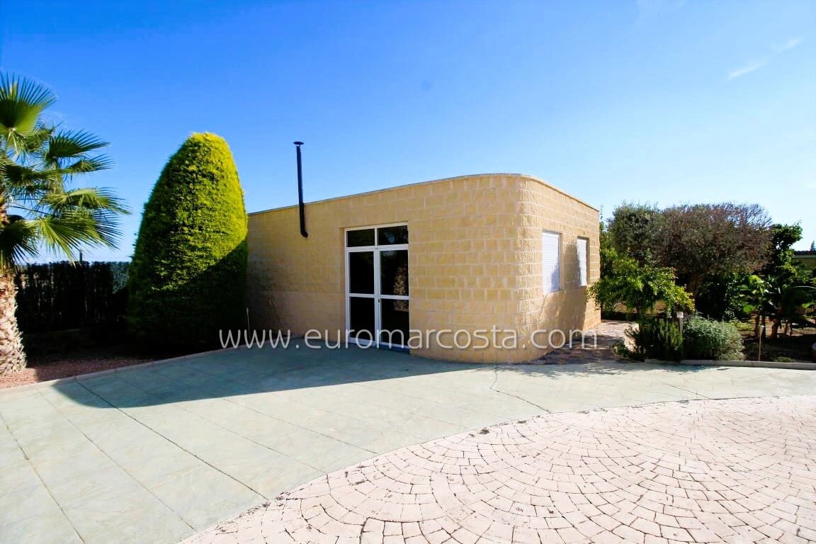 6 sypialnia Finka/Dom wiejski na sprzedaż w Las Bayas z basenem garażem - 1 350 000 € (Ref: 9968909)