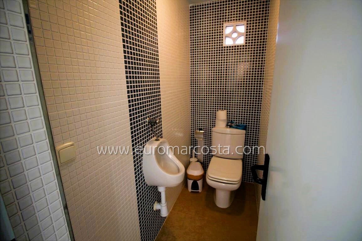 6 sypialnia Finka/Dom wiejski na sprzedaż w Las Bayas z basenem garażem - 1 350 000 € (Ref: 9968909)