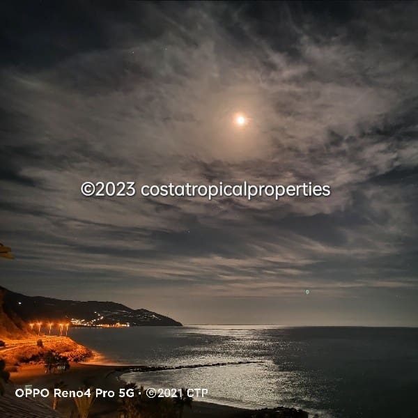 4 bedroom Beach Apartment for sale in La Mamola, Polopos with garage