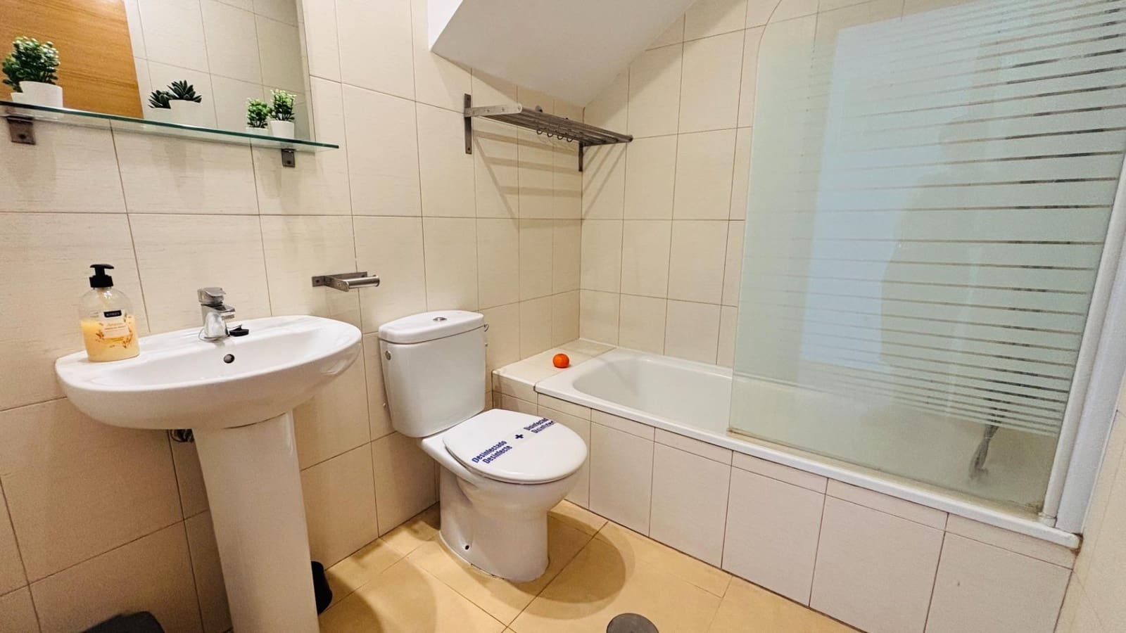 2 soveværelse Lejlighed til salg i Alhama de Murcia med swimmingpool - € 115.000 (Ref: 10055277)