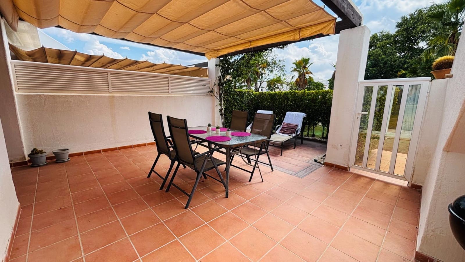 3 Zimmer Apartment zu verkaufen in Condado de Alhama mit Pool - 127.000 € (Ref: 10075641)
