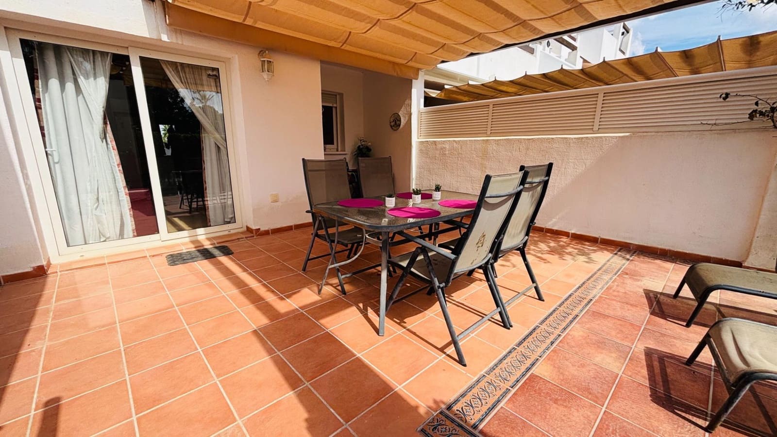 3 Zimmer Apartment zu verkaufen in Condado de Alhama mit Pool - 127.000 € (Ref: 10075641)