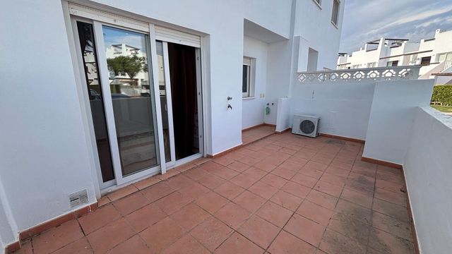3 chambre Appartement à vendre à Alhama de Murcia avec piscine - 129 900 € (Ref: 10098394)