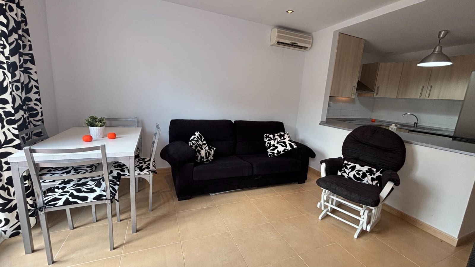 3 chambre Appartement à vendre à Alhama de Murcia avec piscine - 129 900 € (Ref: 10098394)