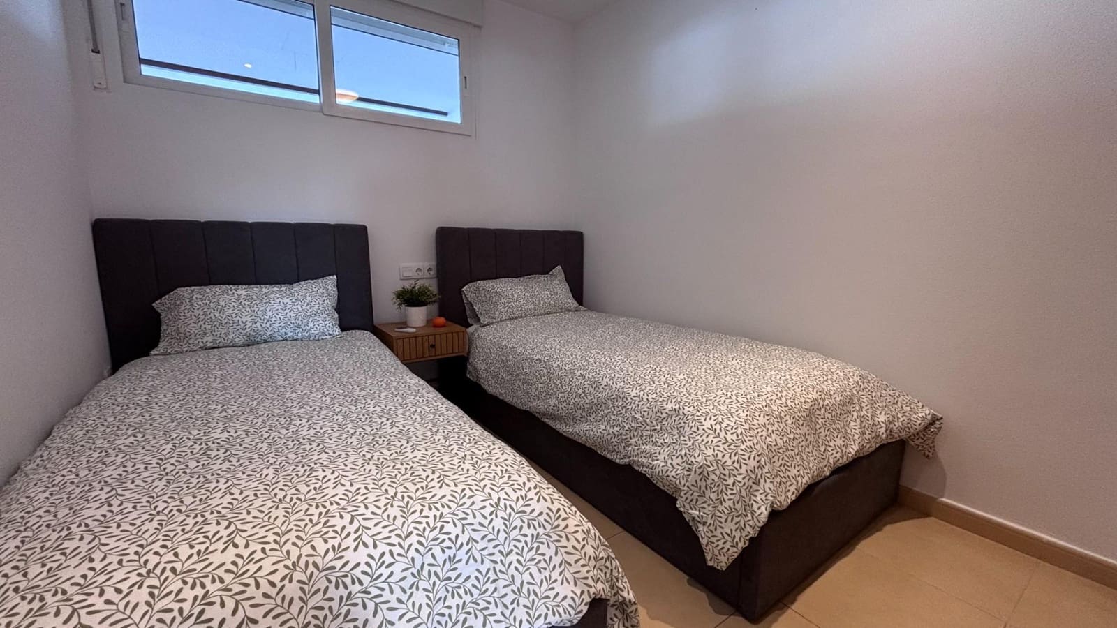2 sovrum Lägenhet till salu i Condado de Alhama med pool - 135 000 € (Ref: 10142615)