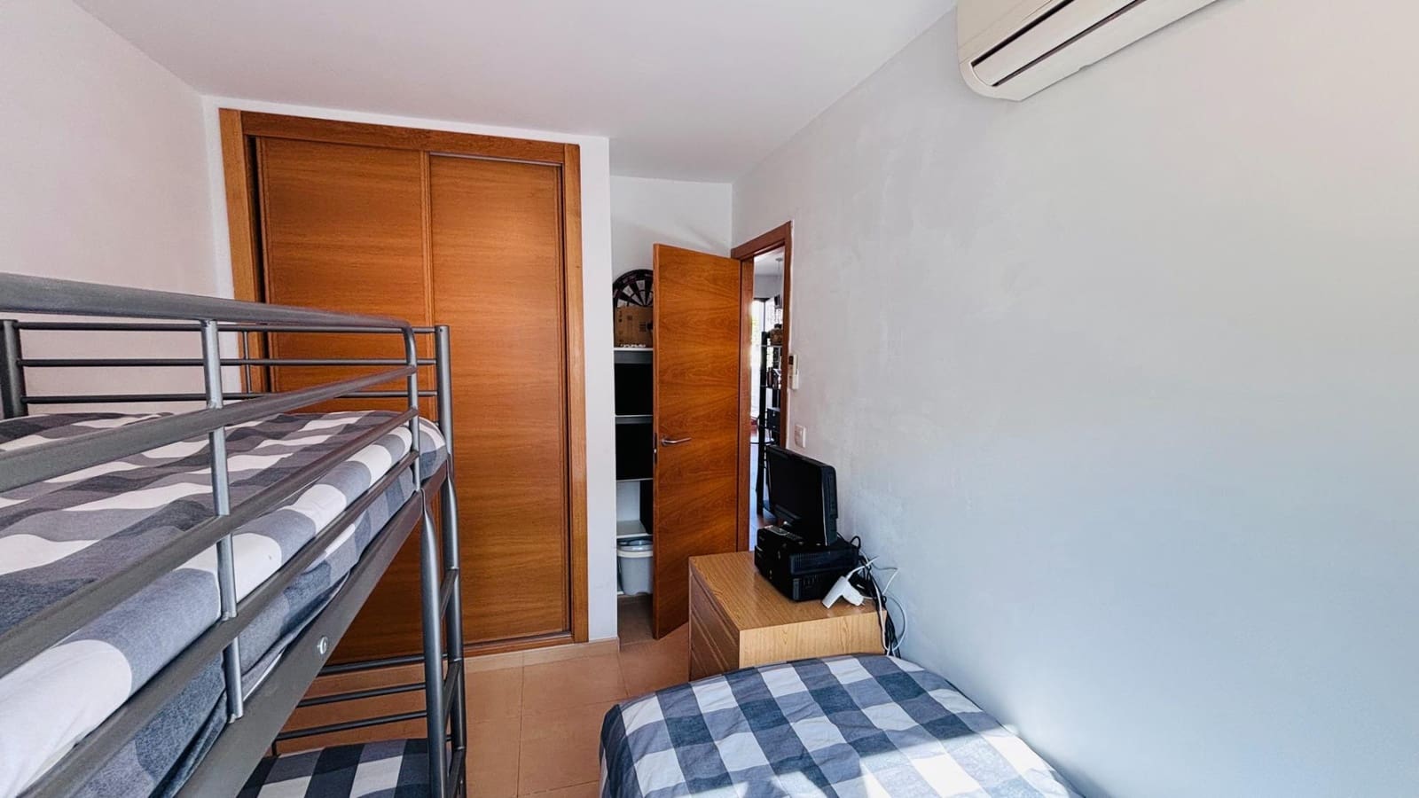 2 makuuhuone Huoneisto myytävänä paikassa Condado de Alhama mukana uima-altaan - 122 900 € (Ref: 10151479)