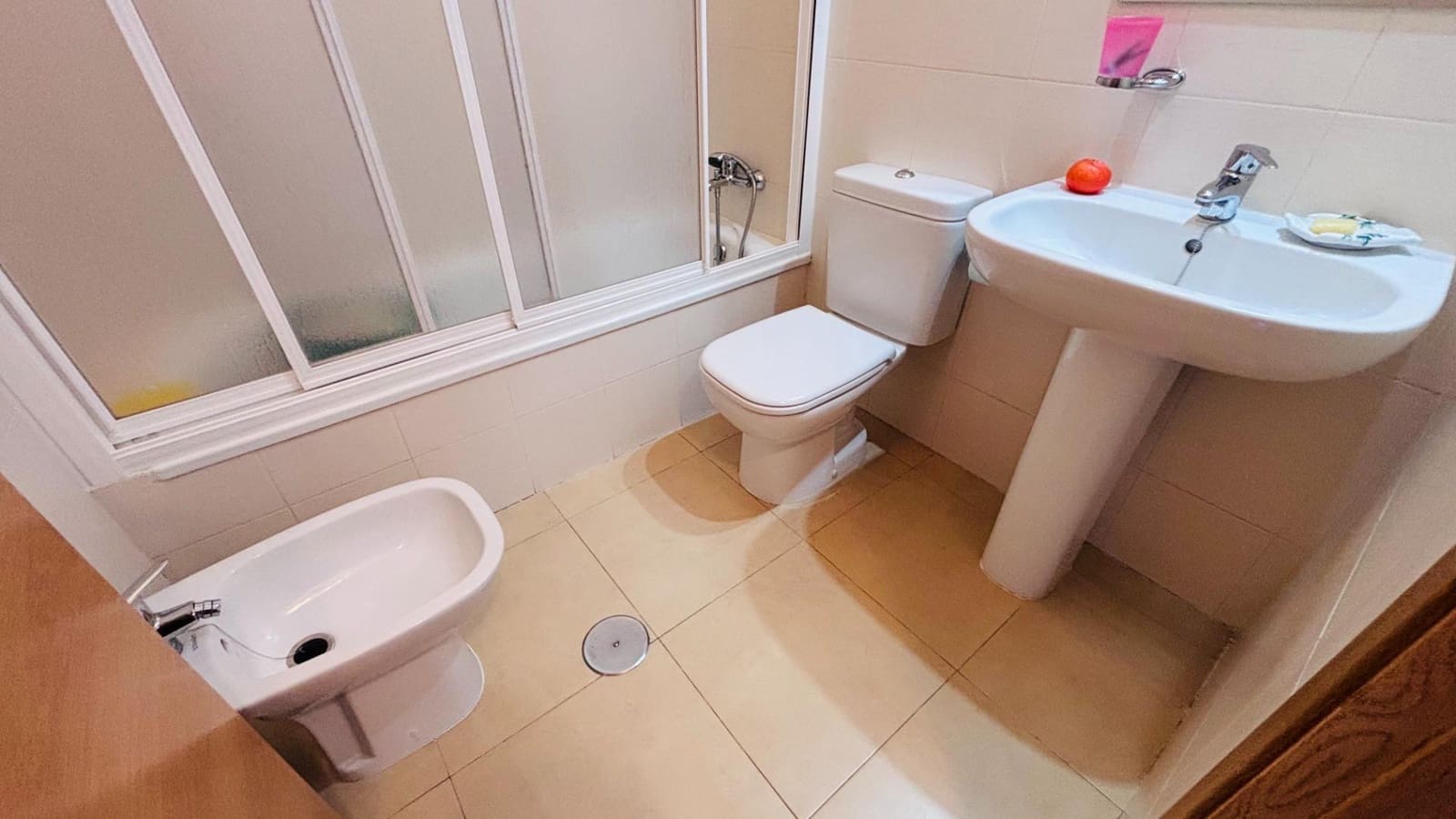 3 soveværelse Lejlighed til salg i Condado de Alhama med swimmingpool - € 142.000 (Ref: 10155271)